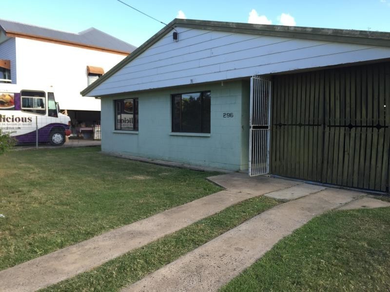 296 Kent Street, Depot Hill QLD 4700